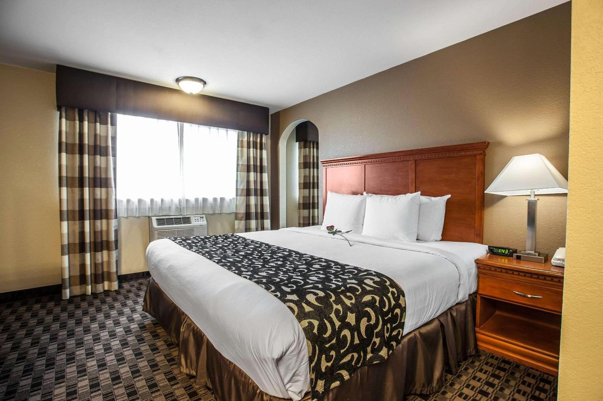 Clarion Inn Renton-Seattle Экстерьер фото