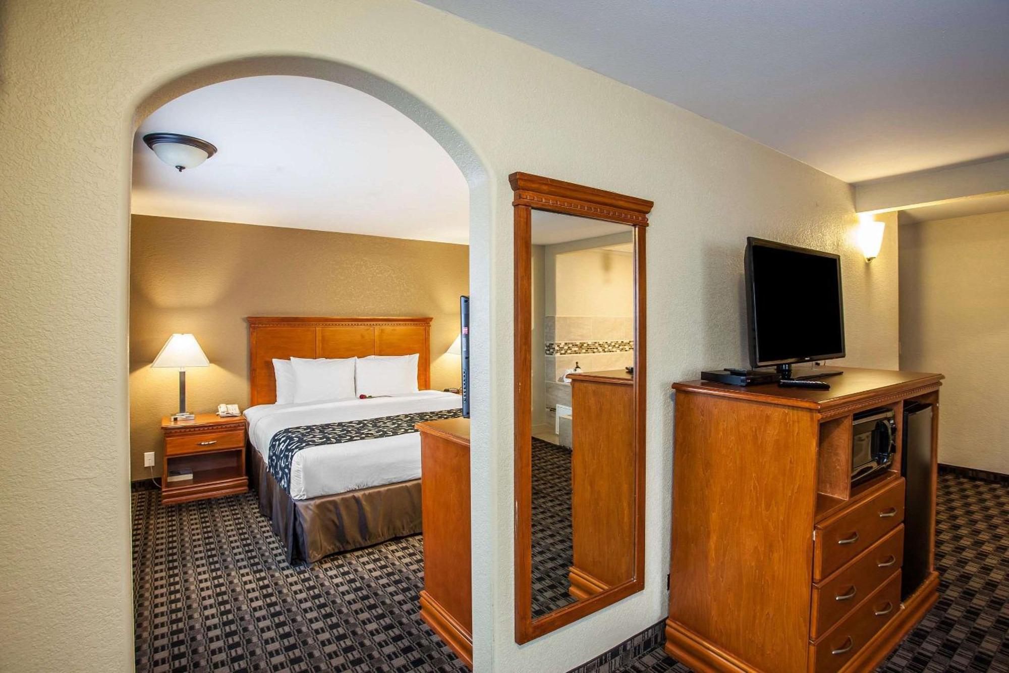 Clarion Inn Renton-Seattle Экстерьер фото