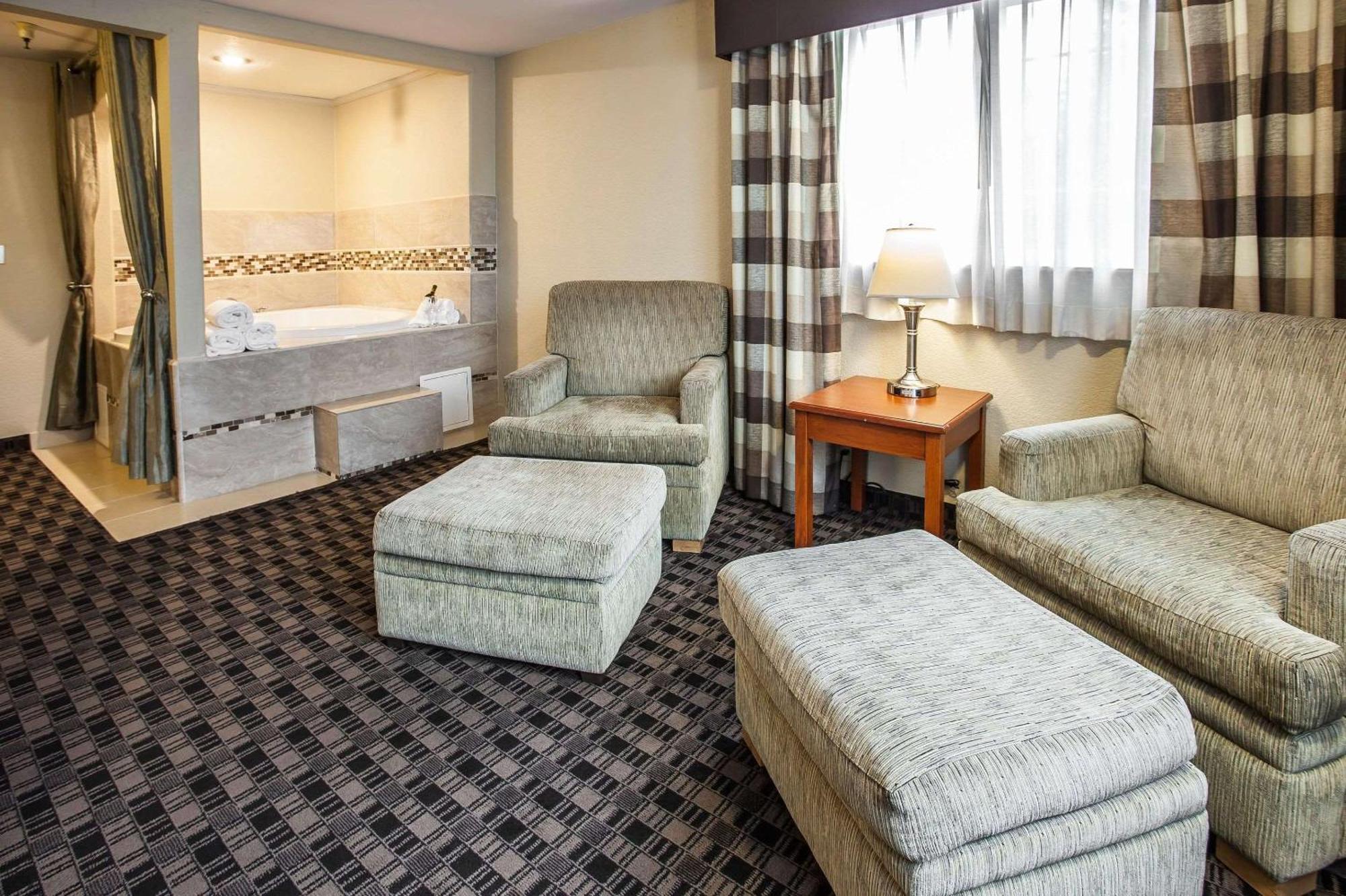 Clarion Inn Renton-Seattle Экстерьер фото