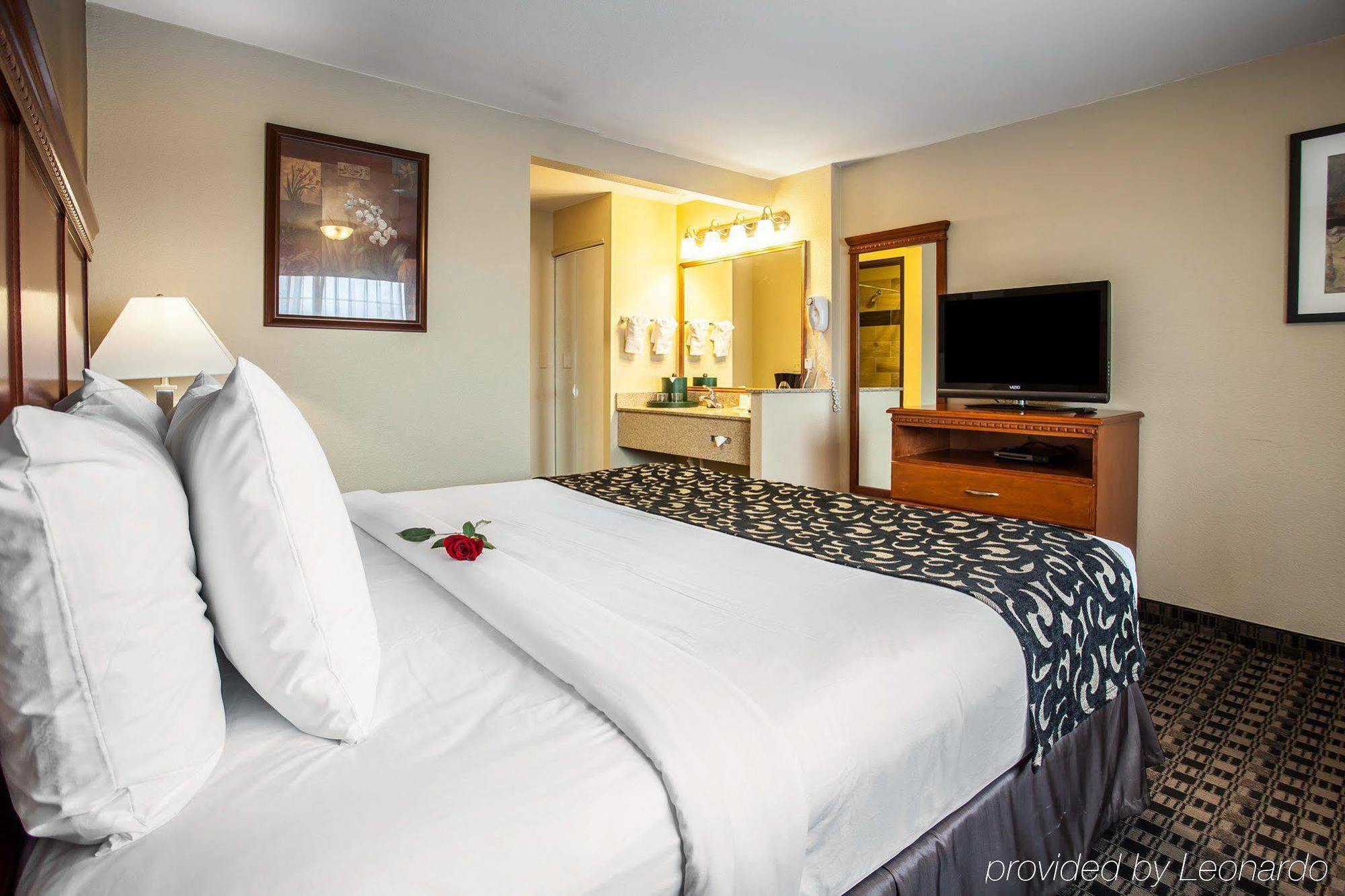 Clarion Inn Renton-Seattle Экстерьер фото