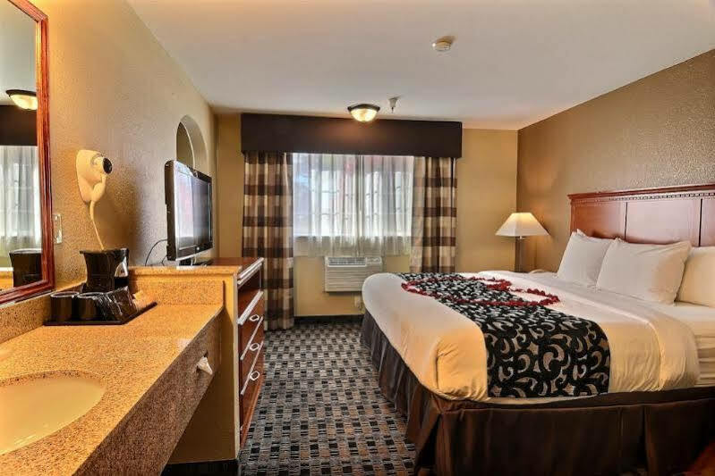 Clarion Inn Renton-Seattle Экстерьер фото